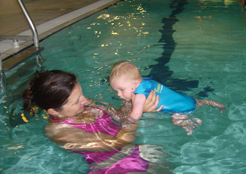 Oscar B swimming with Mum