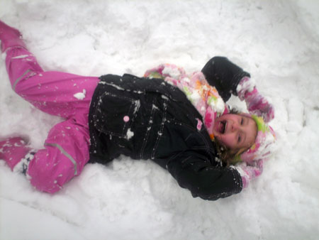 Tessa in the snow